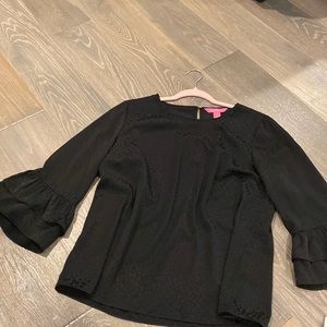 Excellent condition Lilly Pulitzer size M black leopard print soft top